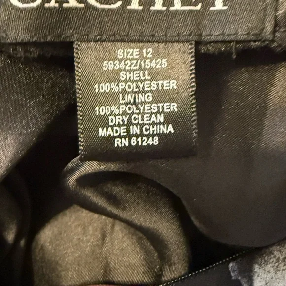 Cachet Black Sleeveless Polyester Dress - Picture 6 of 6